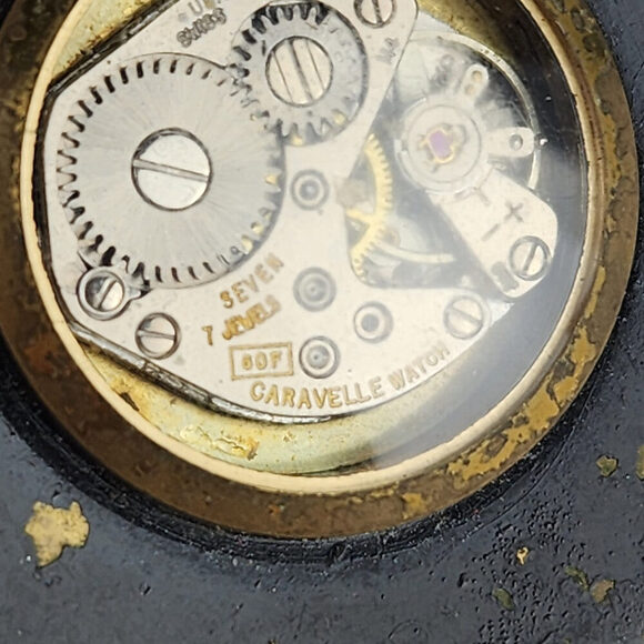 Vintage Caravelle Back & Gold Tone Pendant Watch Necklace 7 jewels - Picture 7 of 11